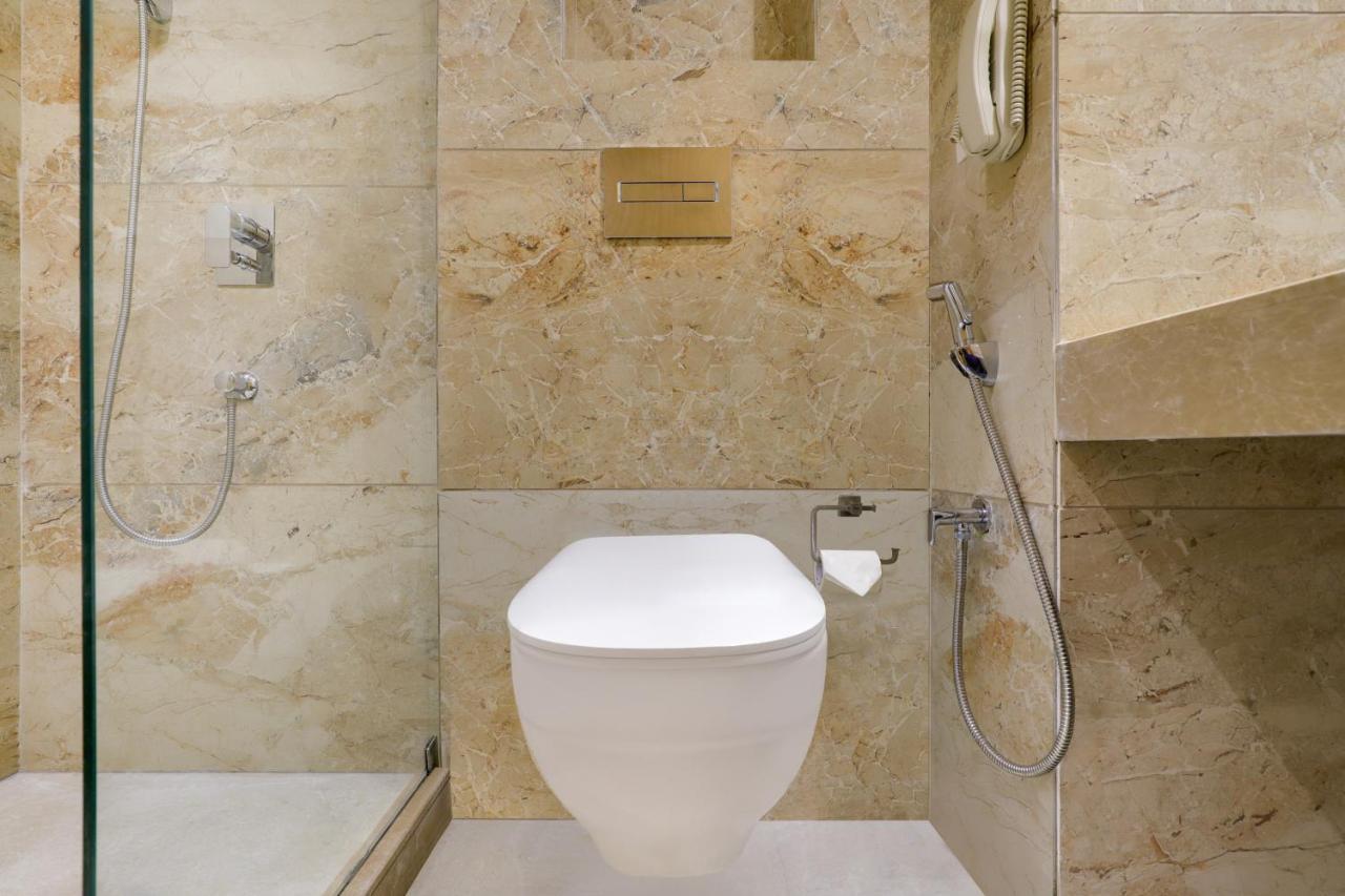 Lemon Tree Hotel Agra Shikohabad ภายนอก รูปภาพ