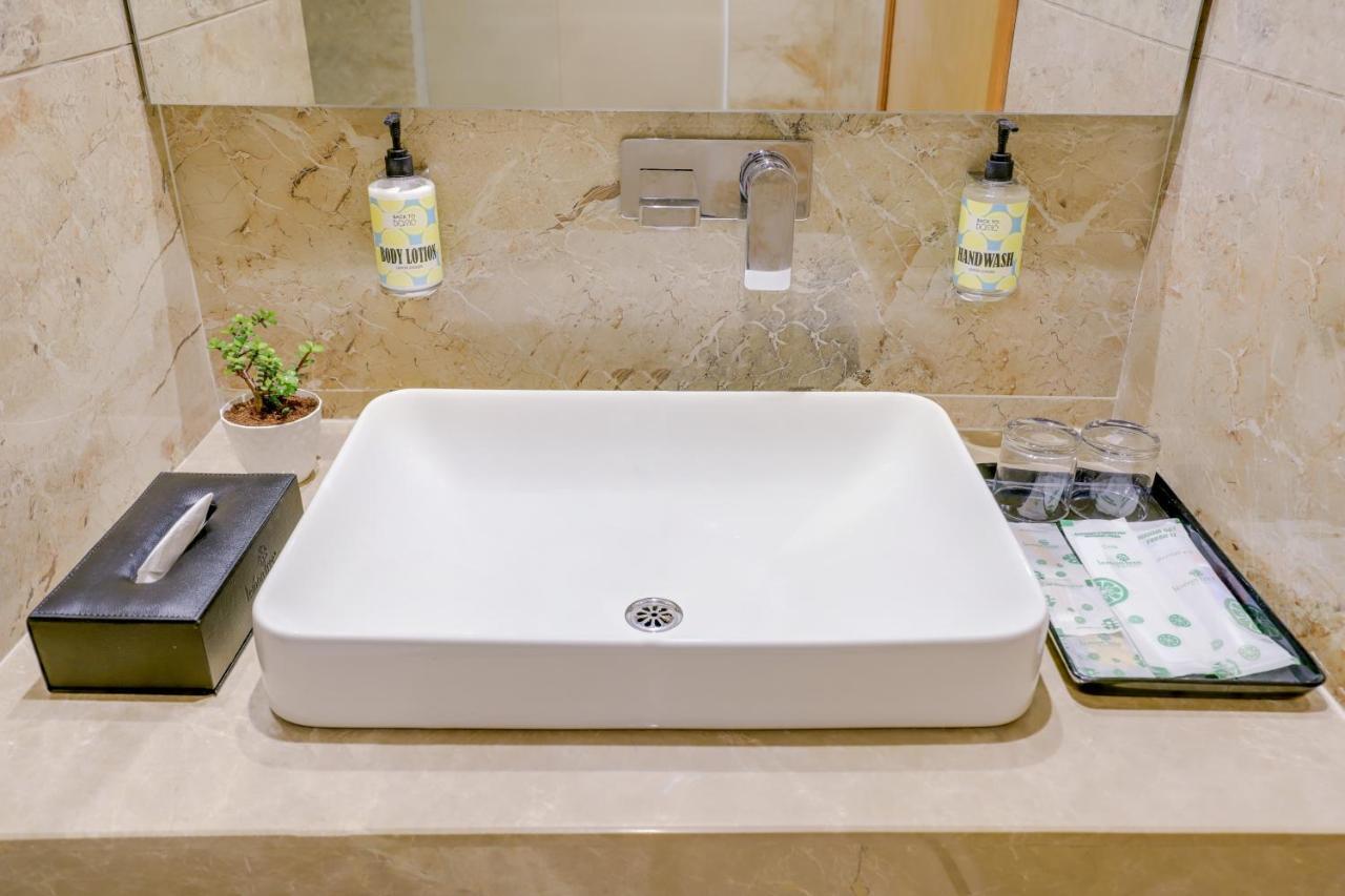 Lemon Tree Hotel Agra Shikohabad ภายนอก รูปภาพ